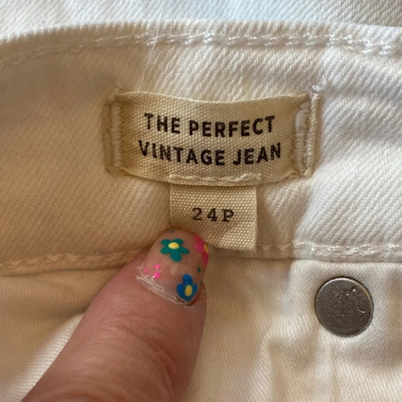 Madewell The Mid-Rise Perfect Vintage Jean in Vintage Canvas, 16849 - Picture 13 of 16